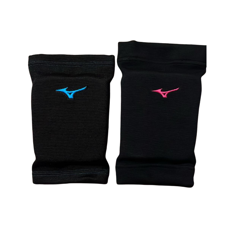 3 Knee Pad 02 - Image 1